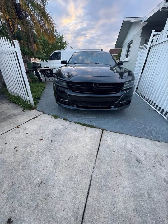 2016 Dodge Charger 7th Gen - Image 2 of 20
