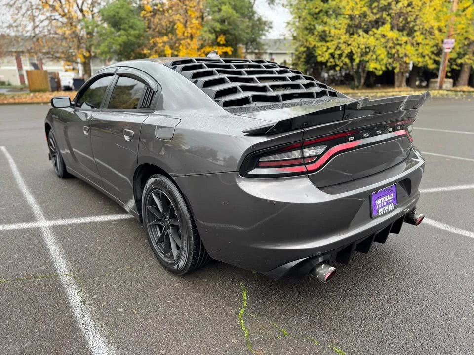 2016 Dodge Charger 7th Gen - Image 3 of 15