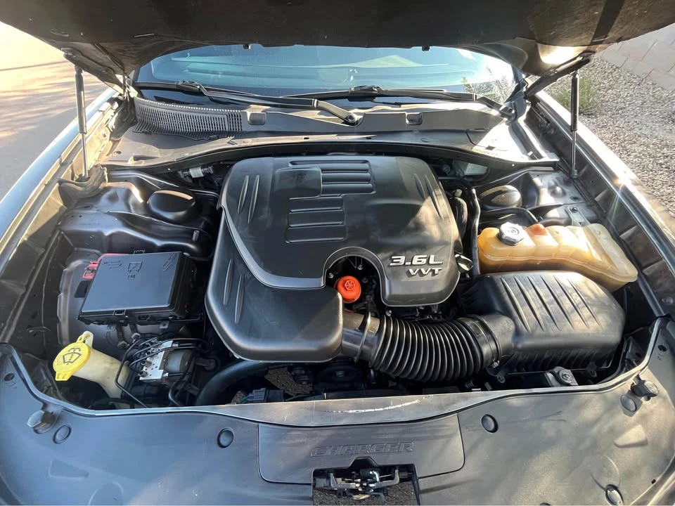 2016 Dodge Charger 7th Gen - Image 13 of 14
