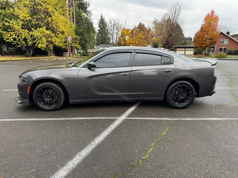 2016 Dodge Charger 7th Gen - Image 2 of 15