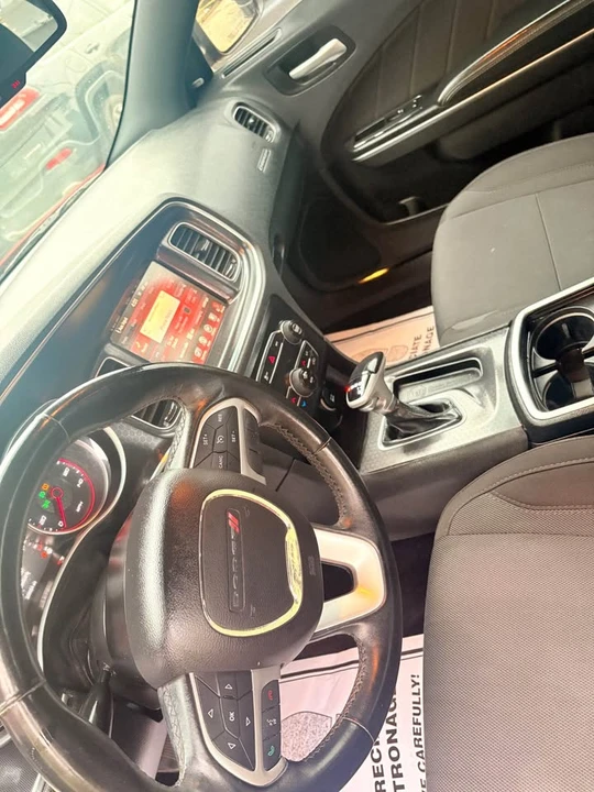 2016 Dodge Charger 7th Gen - Image 13 of 20