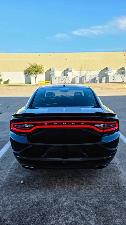 2016 Dodge Charger 7th Gen - Image 9 of 14