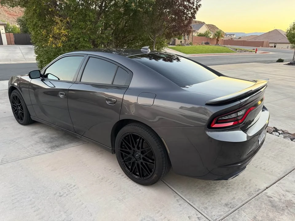 2016 Dodge Charger 7th Gen - Image 2 of 15