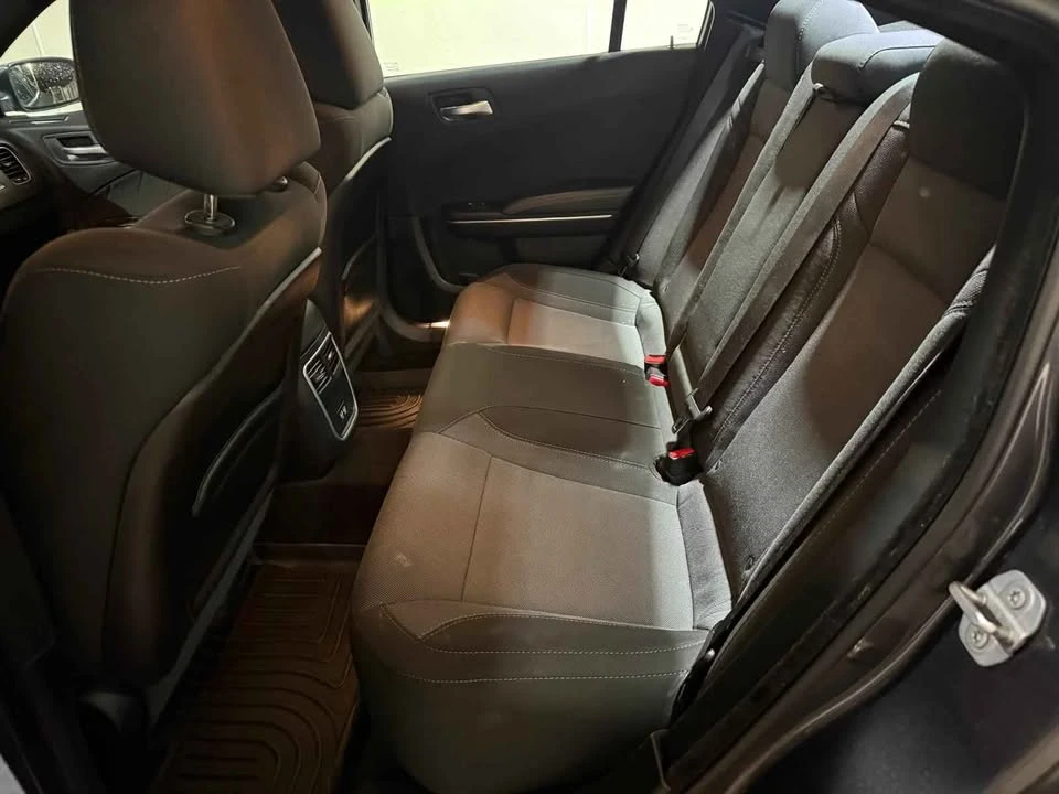 2016 Dodge Charger 7th Gen - Image 11 of 19