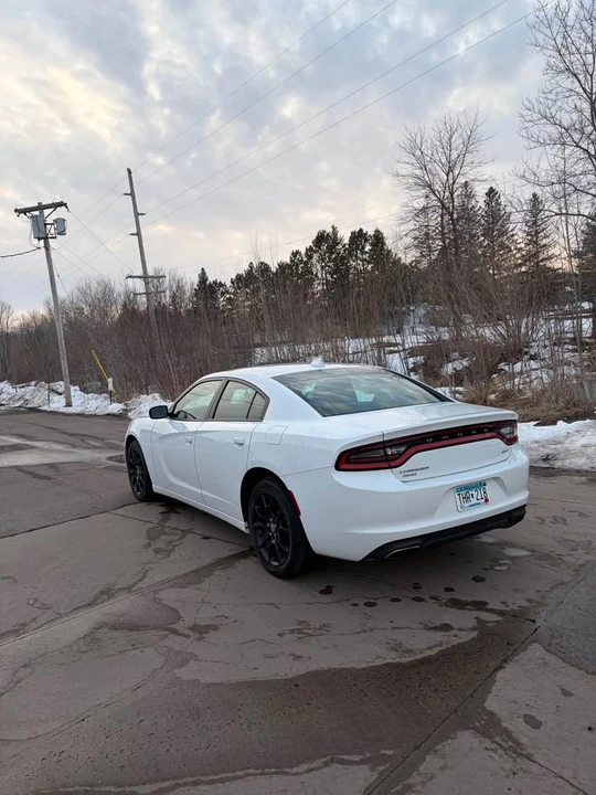2016 Dodge Charger 7th Gen - Image 5 of 9