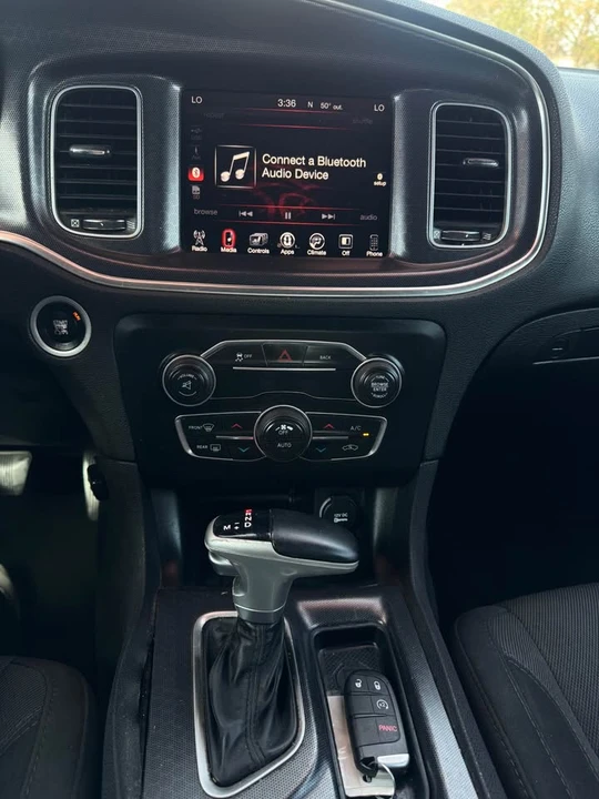 2016 Dodge Charger 7th Gen - Image 13 of 14