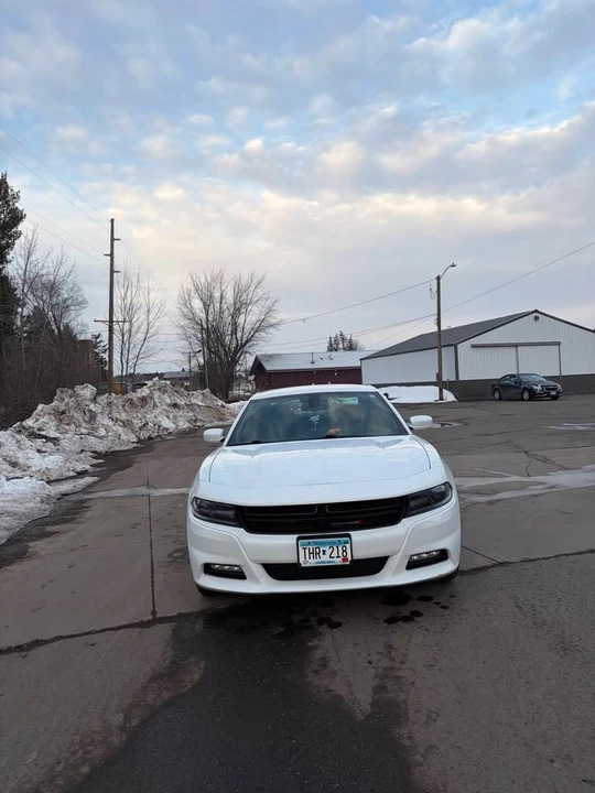 2016 Dodge Charger 7th Gen - Image 2 of 9