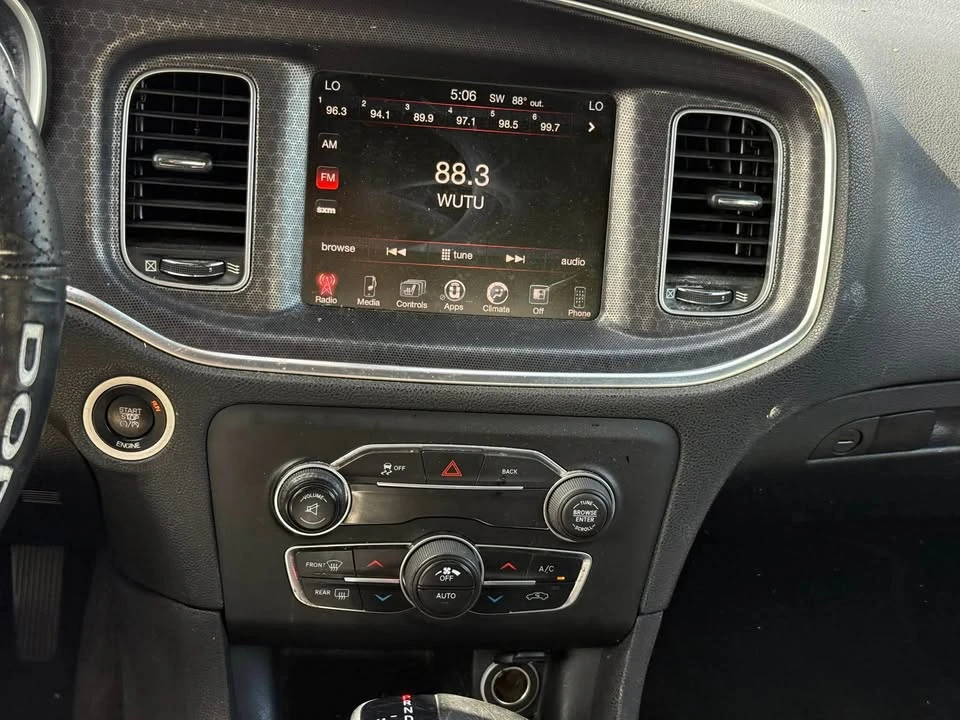2016 Dodge Charger 7th Gen - Image 13 of 14