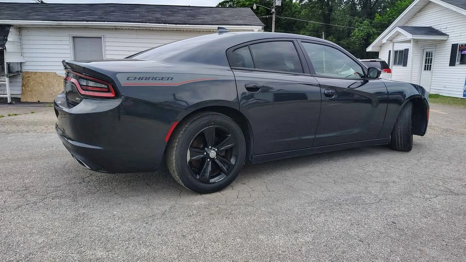 2016 Dodge Charger 7th Gen - Image 9 of 12