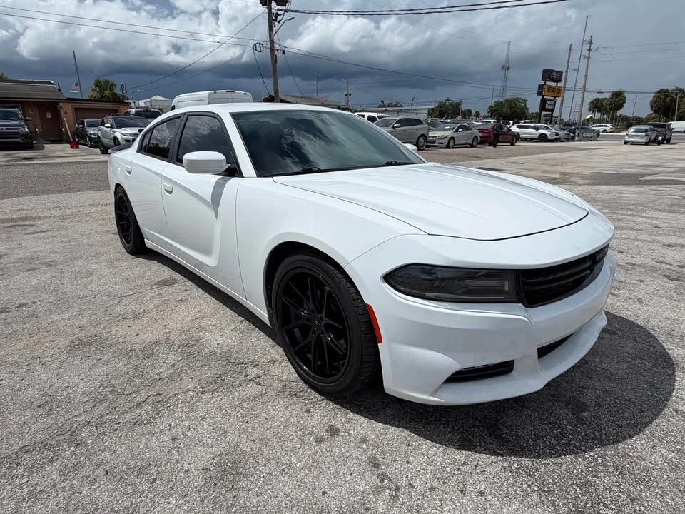 2016 Dodge Charger 7th Gen - Image 3 of 9