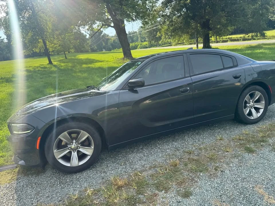 2016 Dodge Charger 7th Gen - Image 2 of 12