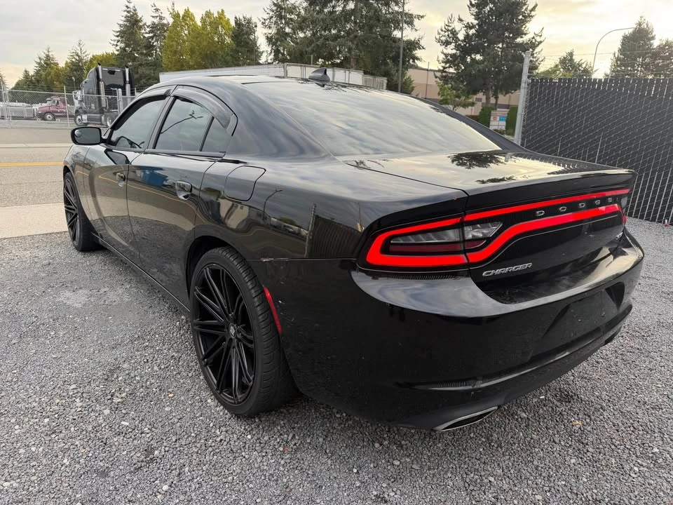 2016 Dodge Charger 7th Gen - Image 7 of 15