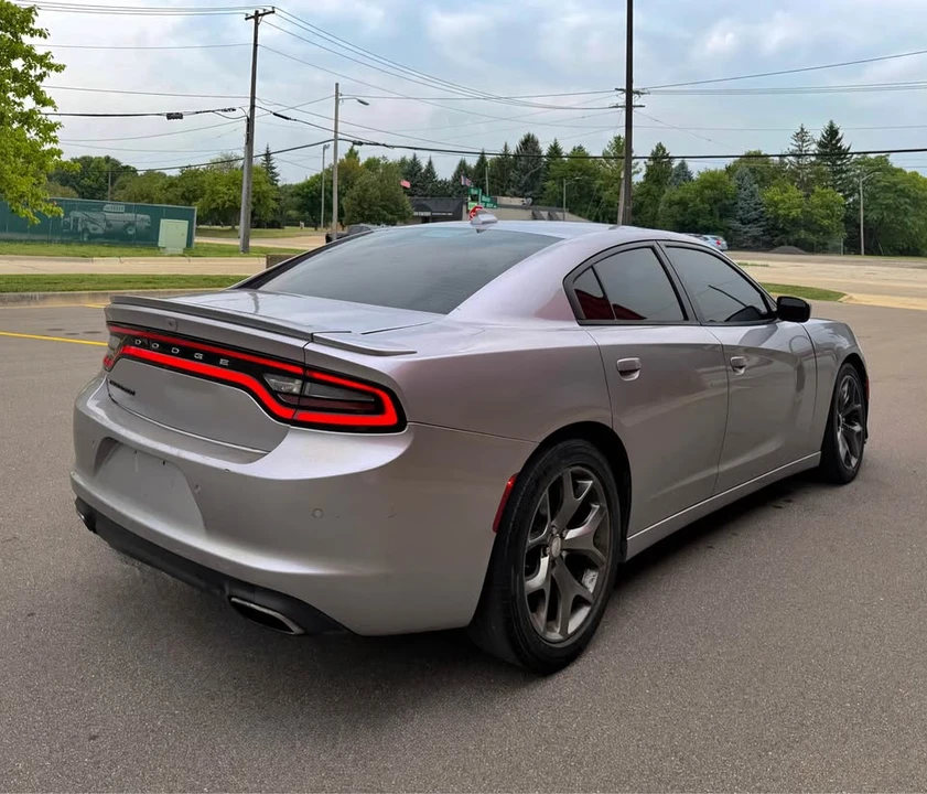 2016 Dodge Charger 7th Gen - Image 4 of 14