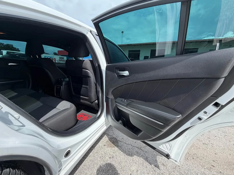 2016 Dodge Charger 7th Gen - Image 9 of 9