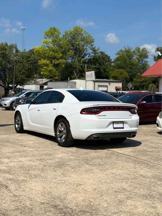 2016 Dodge Charger 7th Gen - Image 4 of 9