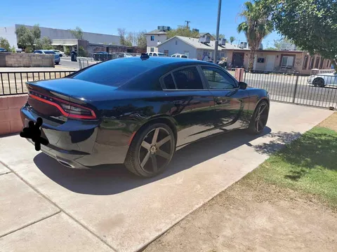 2016 Dodge Charger SXT Sedan 4D