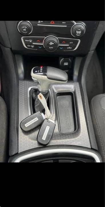 2016 Dodge Charger 7th Gen - Image 2 of 3