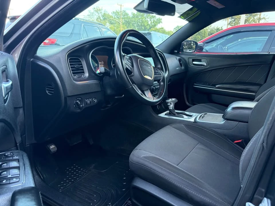 2016 Dodge Charger 7th Gen - Image 10 of 17