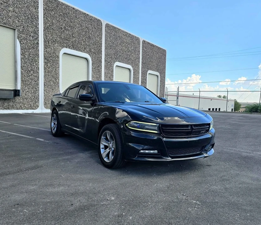 2016 Dodge Charger 7th Gen - Image 11 of 16