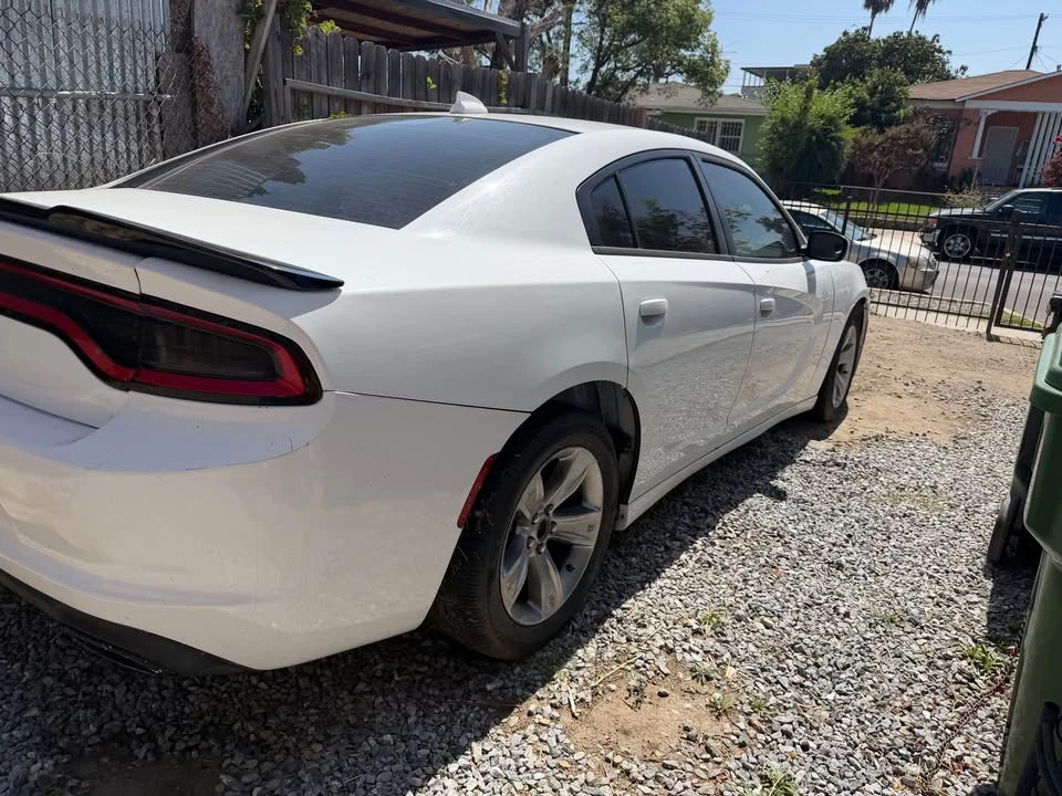 2016 Dodge Charger 7th Gen - Image 3 of 3