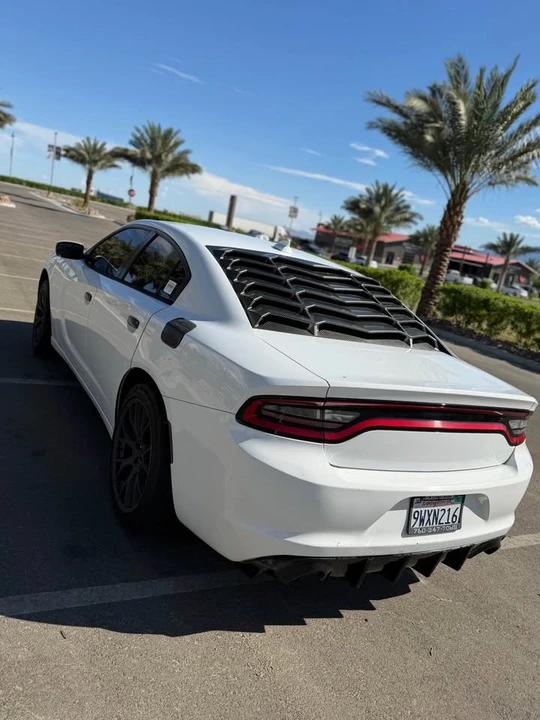 2016 Dodge Charger 7th Gen - Image 4 of 8