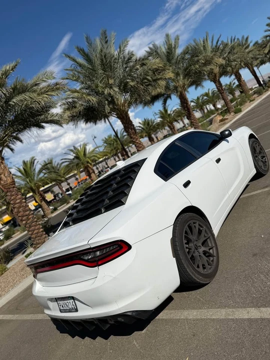 2016 Dodge Charger 7th Gen - Image 3 of 8