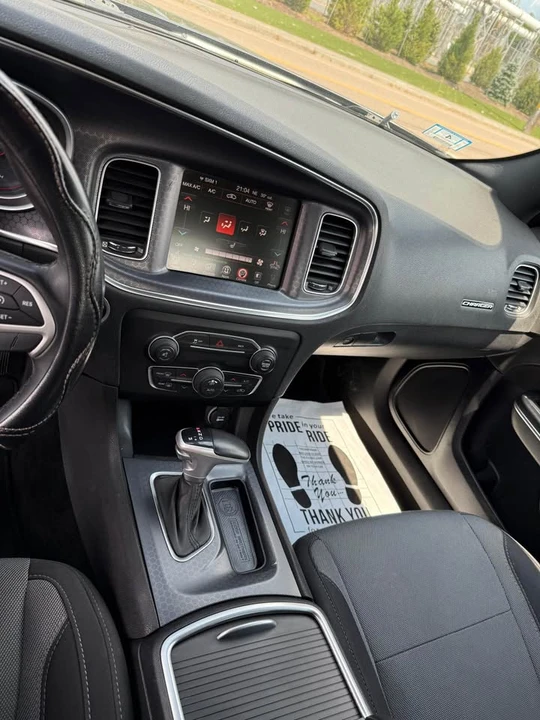 2016 Dodge Charger 7th Gen - Image 5 of 9