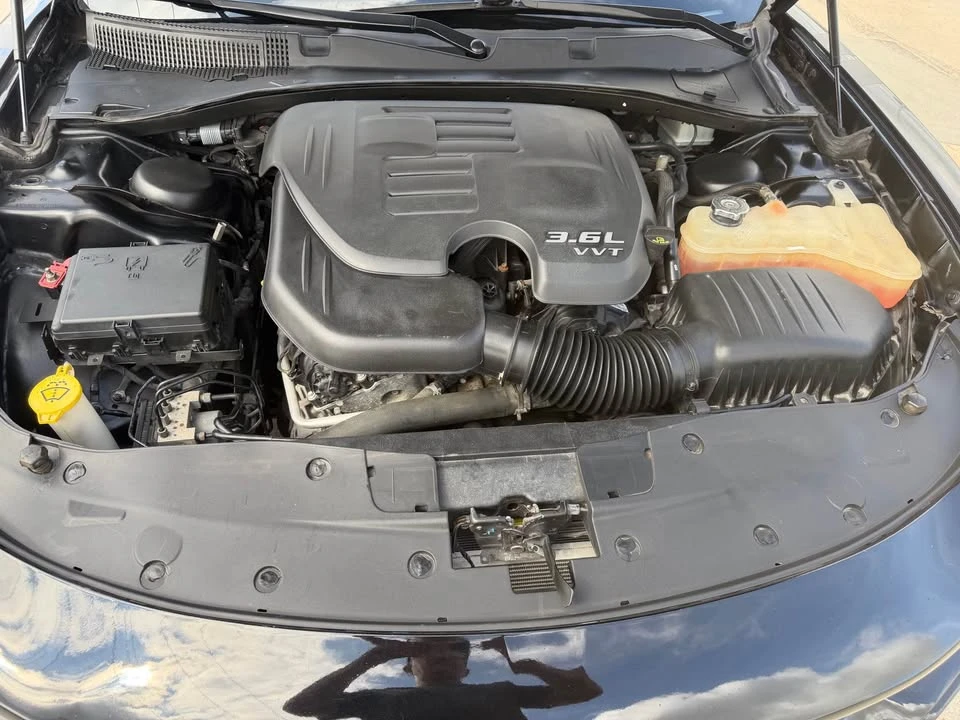 2016 Dodge Charger 7th Gen - Image 16 of 20