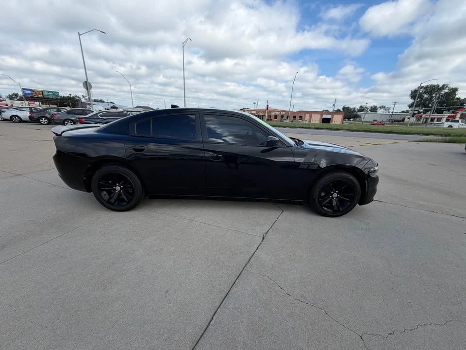 2016 Dodge Charger 7th Gen - Image 2 of 20
