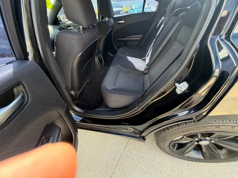 2016 Dodge Charger 7th Gen - Image 11 of 20