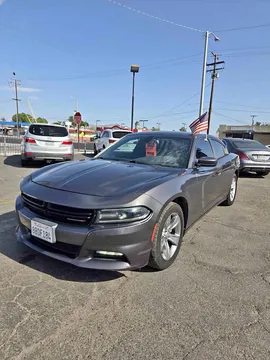 2016 Dodge Charger SXT Sedan 4D