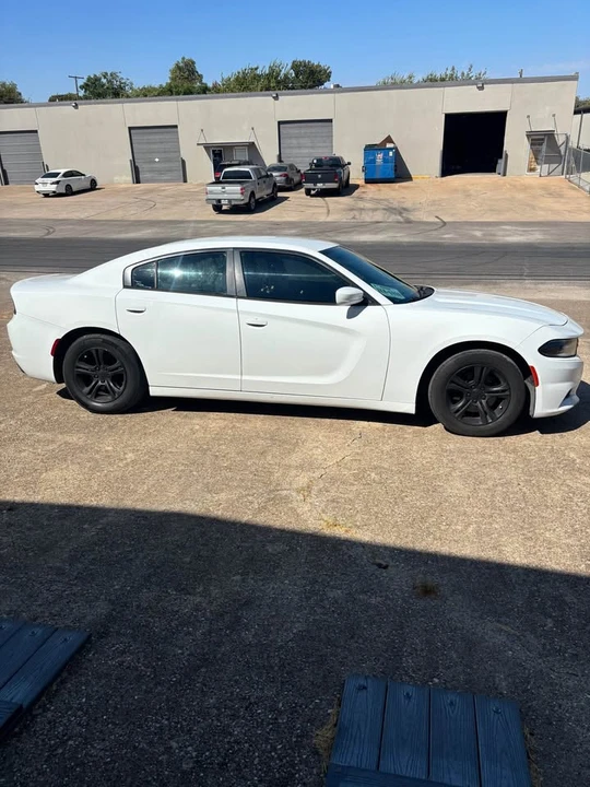 2016 Dodge Charger 7th Gen - Image 11 of 14