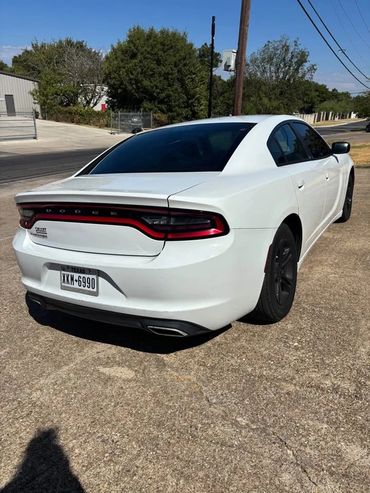 2016 Dodge Charger 7th Gen - Image 13 of 14