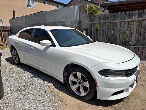 2016 Dodge Charger SXT Sedan 4D