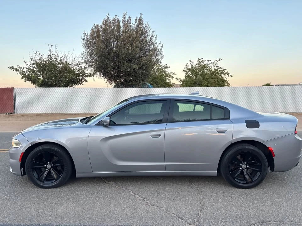 2016 Dodge Charger 7th Gen - Image 3 of 15