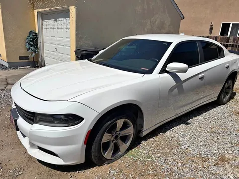 2016 Dodge Charger SXT Sedan 4D