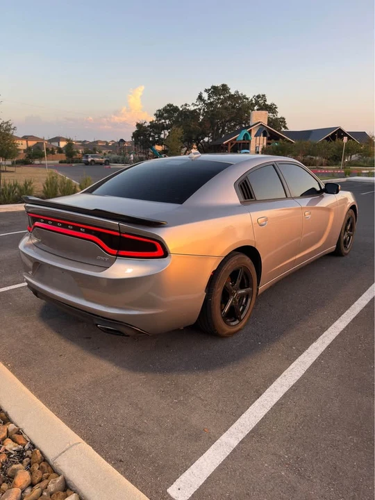 2016 Dodge Charger 7th Gen - Image 2 of 7