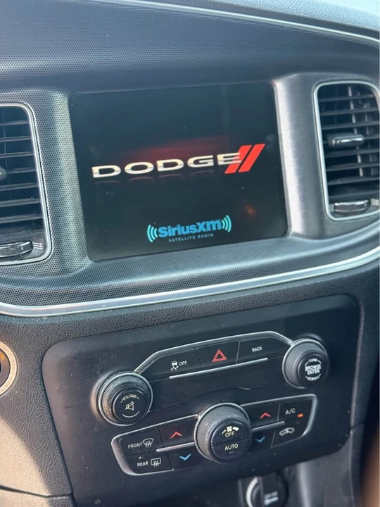 2016 Dodge Charger 7th Gen - Image 7 of 9
