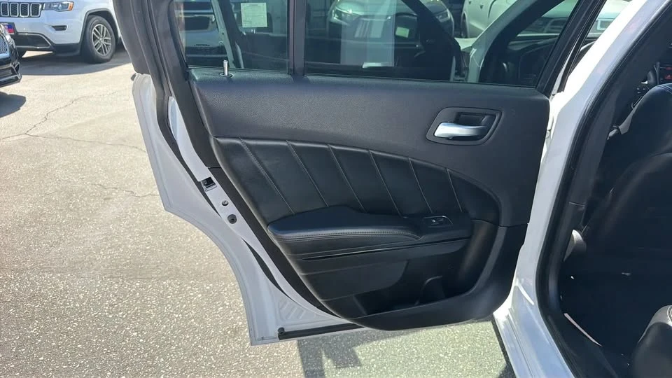 2016 Dodge Charger 7th Gen - Image 11 of 20