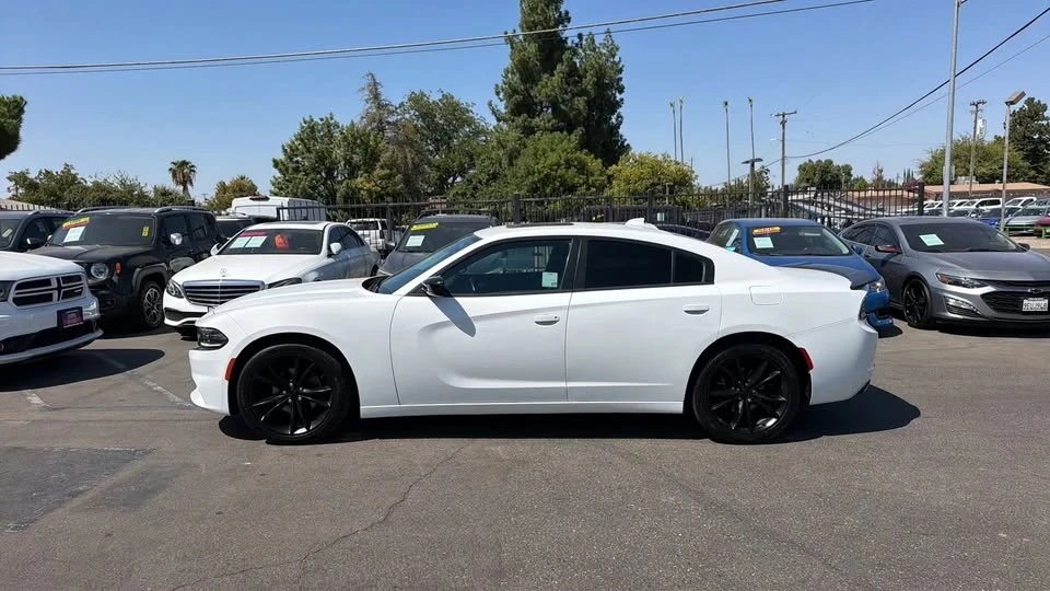 2016 Dodge Charger 7th Gen - Image 3 of 20
