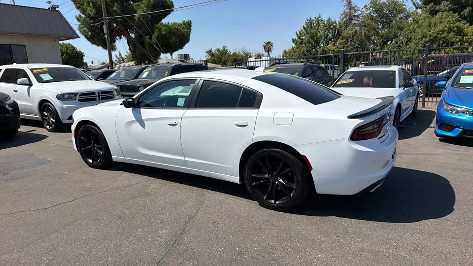 2016 Dodge Charger 7th Gen - Image 4 of 20
