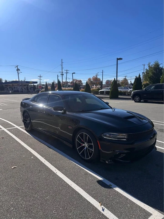 2016 Dodge Charger SRT & 392 7th Gen - Image 3 of 10
