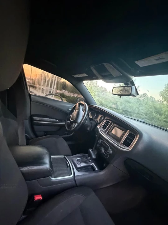 2016 Dodge Charger 7th Gen - Image 16 of 20
