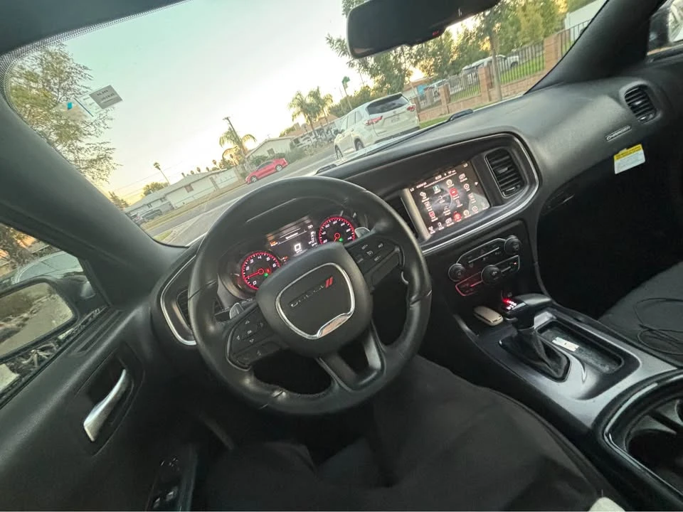 2016 Dodge Charger 7th Gen - Image 4 of 19