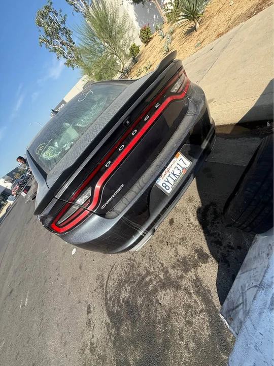 2016 Dodge Charger 7th Gen - Image 2 of 10