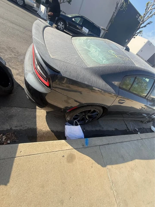 2016 Dodge Charger 7th Gen - Image 6 of 10