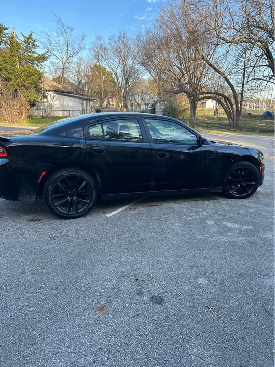 2016 Dodge Charger 7th Gen - Image 4 of 8