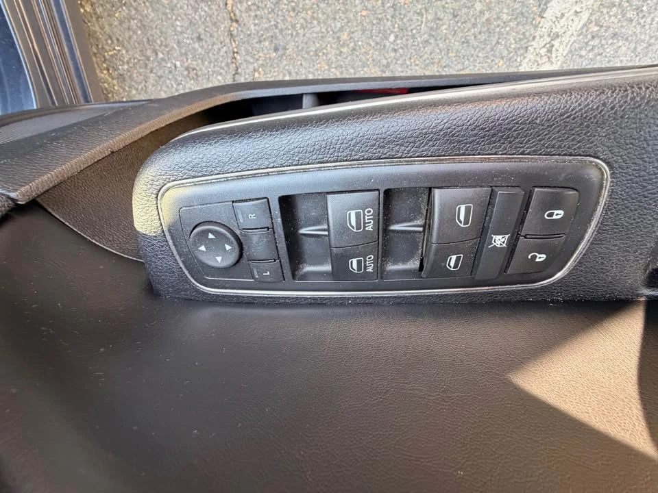 2016 Dodge Charger 7th Gen - Image 11 of 12