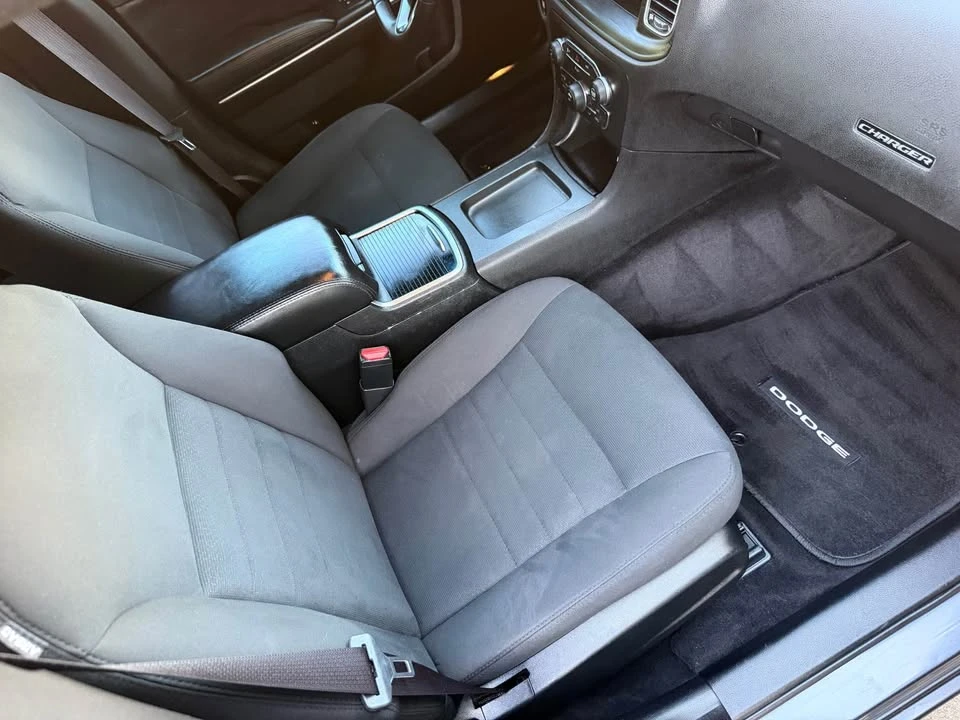 2016 Dodge Charger 7th Gen - Image 8 of 9