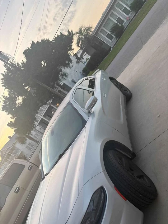 2016 Dodge Charger 7th Gen - Image 4 of 5